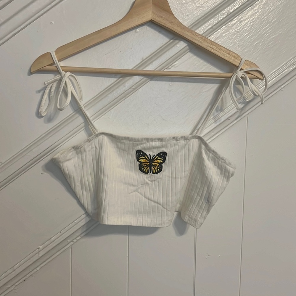 Butterfly crop top, Women’s Size Medium